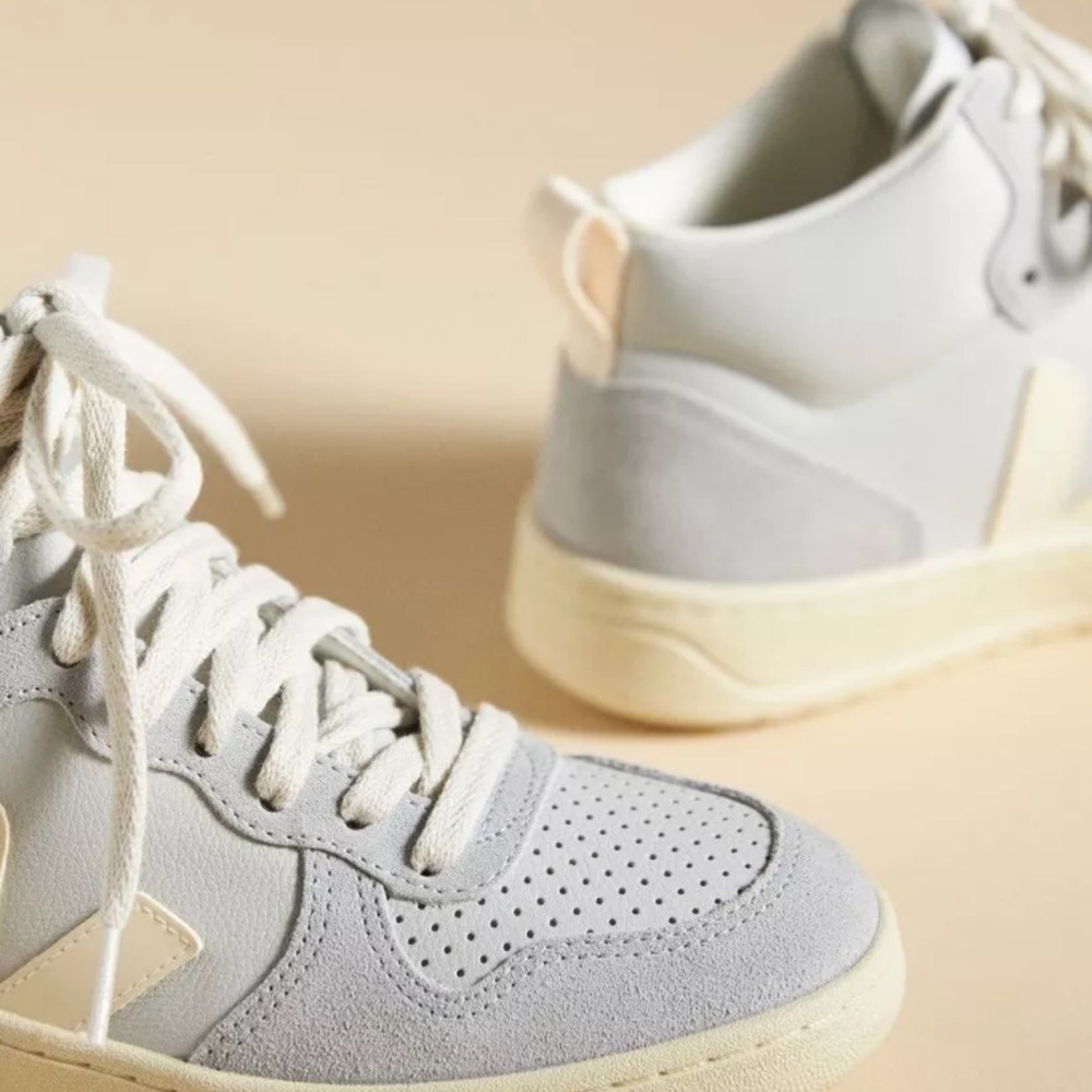 Anthropologie Veja V-15 Mid Top Sneakers Light Blue Grey Ivory Leather - Picture 5 of 9